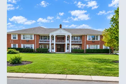 2000 Parkside Drive #2C, Park Ridge, IL 60068 - Photo 1