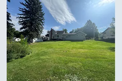 405 S Carroll Street S, Mount Carroll, IL 61053 - Photo 2