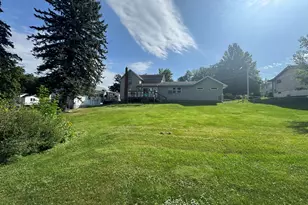 405 S Carroll Street S, Mount Carroll, IL 61053 - Photo 2