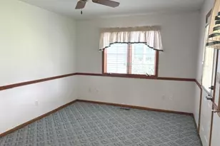 35 S Juniper Dr, North Aurora, IL 60542 - Photo 28