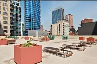 70 W Huron St, Chicago, IL 60654 - Photo 22