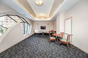 70 W Huron St, Chicago, IL 60654 - Photo 16