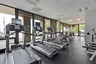 6700 S South Shore Dr, Chicago, IL 60649 - Photo 14