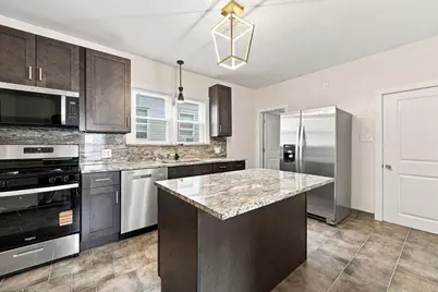 310 E 138th Street, Chicago, IL 60827 - Photo 6