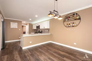927 Treeline Ct, Lockport, IL 60441 - Photo 8