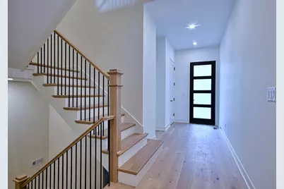 256 Addison Avenue N, Elmhurst, IL 60126 - Photo 10