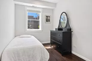 2347 W Altgeld St, Chicago, IL 60647 - Photo 12