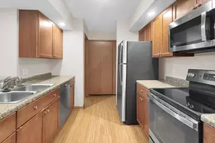 403 Clearwater Dr, Champaign, IL 61822 - Photo 18