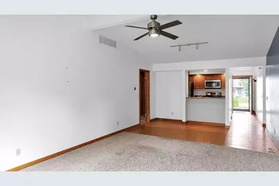 403 Clearwater Drive #403, Champaign, IL 61822 - Photo 10