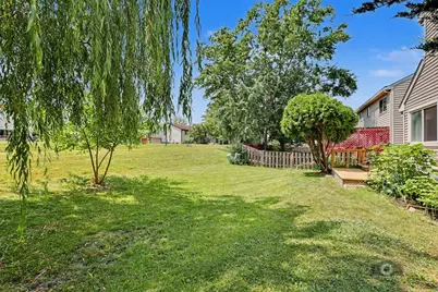 1841 Grosse Pointe Circle, Hanover Park, IL 60133 - Photo 24
