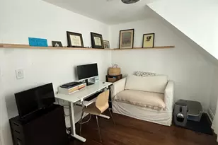 1928 W Barry Ave, Chicago, IL 60657 - Photo 18