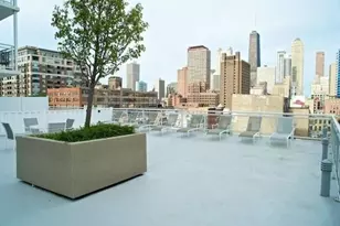 757 N Orleans St, Chicago, IL 60654 - Photo 14