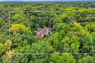 33W551 Hub Rd, Wayne, IL 60184 - Photo 4