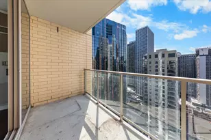 420 E Waterside Dr, Chicago, IL 60601 - Photo 14
