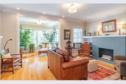 4724 N Sacramento Avenue, Chicago, IL 60625 - Photo 2