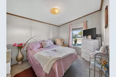 819 S 9th Street, Dekalb, IL 60115 - Photo 18