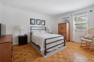 569 Northampton Cir, Elk Grove Village, IL 60007 - Photo 18