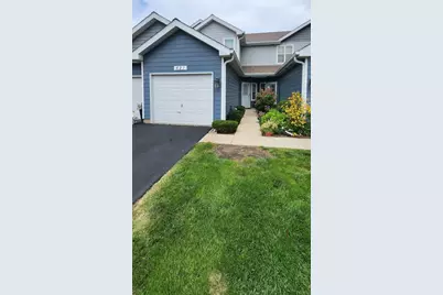 621 Woodhaven Drive, Mundelein, IL 60060 - Photo 2
