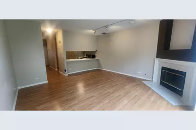 621 Woodhaven Drive, Mundelein, IL 60060 - Photo 8