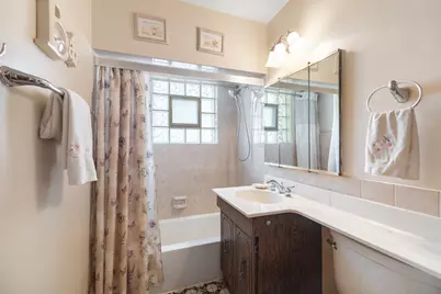 4242 Fishermans Terrace, Lyons, IL 60534 - Photo 12