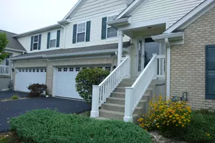 2632 Loren Ln, Algonquin, IL 60102 - Photo 2