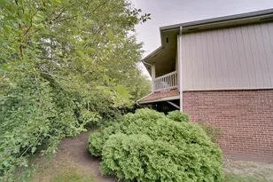 74 Terry Dr, Roselle, IL 60172 - Photo 16