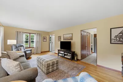 131 Central Park Avenue, Geneseo, IL 61254 - Photo 8