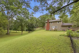 131 Central Park Ave, Geneseo, IL 61254 - Photo 24
