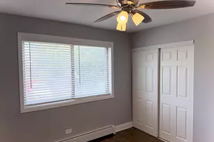 2069 N 18th Ave, Melrose Park, IL 60160 - Photo 14