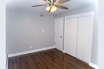 2069 N 18th Avenue, Melrose Park, IL 60160 - Photo 18