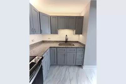 2069 N 18th Avenue, Melrose Park, IL 60160 - Photo 12