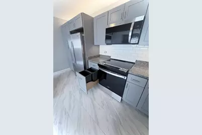 2069 N 18th Avenue, Melrose Park, IL 60160 - Photo 10