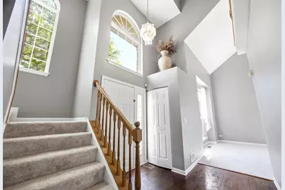 228 Norwich Drive, Bartlett, IL 60103 - Photo 4