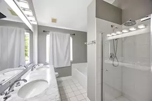 228 Norwich Dr, Bartlett, IL 60103 - Photo 26