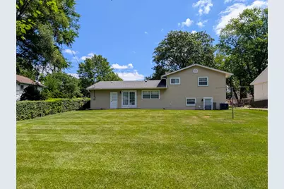 476 Raupp Boulevard, Buffalo Grove, IL 60089 - Photo 20