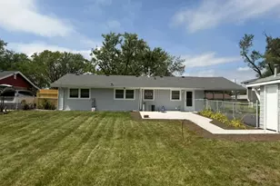 18921 John Ave, Country Club Hills, IL 60478 - Photo 2