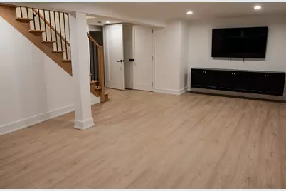 4738 W Pratt Avenue, Lincolnwood, IL 60712 - Photo 24