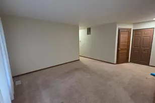 620 Mallard Ct, Bartlett, IL 60103 - Photo 6