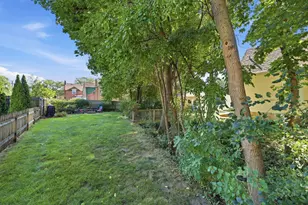222 N 5th St, Saint Charles, IL 60174 - Photo 34