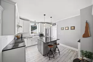 222 N 5th St, Saint Charles, IL 60174 - Photo 12