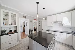222 N 5th St, Saint Charles, IL 60174 - Photo 14