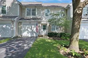 105 Parkview Dr, Wauconda, IL 60084 - Photo 1