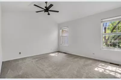 105 Parkview Drive, Wauconda, IL 60084 - Photo 24
