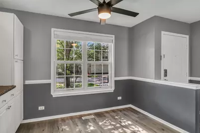 105 Parkview Drive, Wauconda, IL 60084 - Photo 6