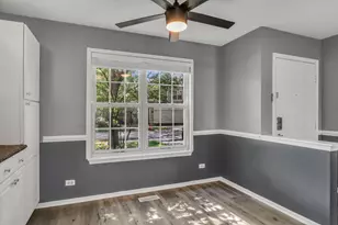 105 Parkview Dr, Wauconda, IL 60084 - Photo 6