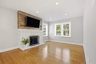 321 Woodward Ave, Geneva, IL 60134 - Photo 6