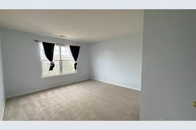 5305 Cobblers Crossing #-, McHenry, IL 60050 - Photo 8