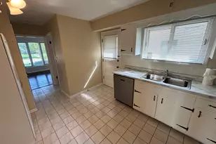 333 Scott St, Lake Forest, IL 60045 - Photo 6