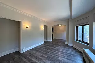 1033 W Loyola Ave, Chicago, IL 60626 - Photo 4