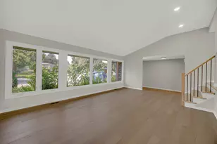 1831 N Rolling Ln, Arlington Heights, IL 60004 - Photo 8